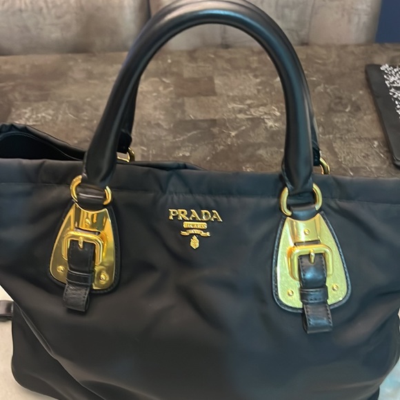 AUTHENTIC PRADA - Picture 12 of 12